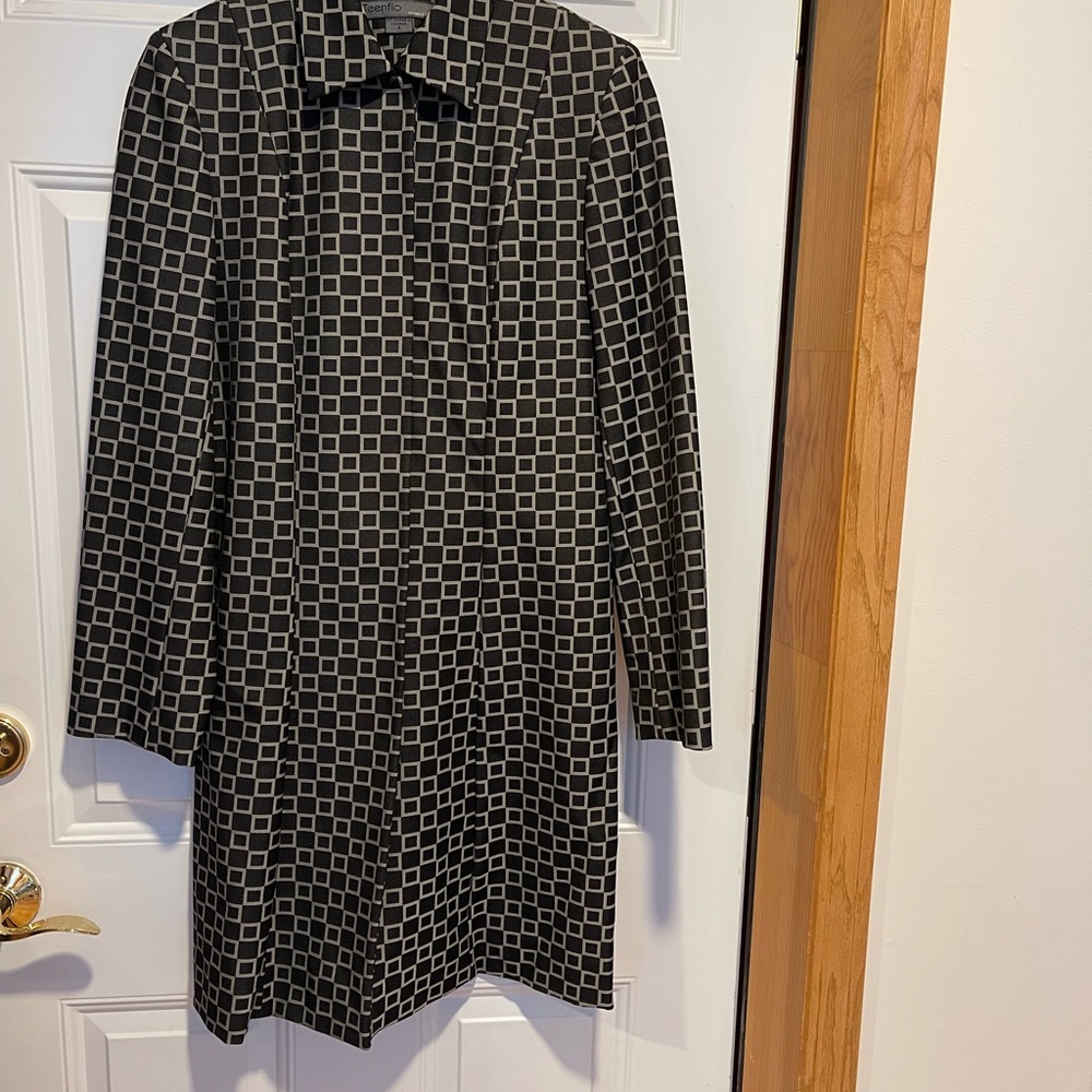 Teenflo Black and Gray Square Pattern Jacket